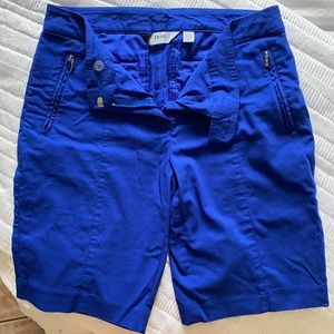 Izod golf shorts. Like new!